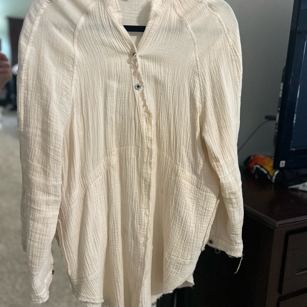 Women's Cream Button-Up Top